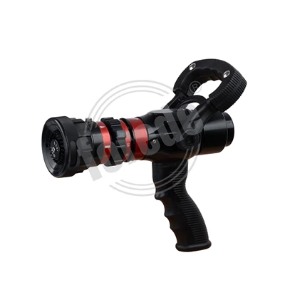 What is the significance of the 360° swivel inlet on Forede fire nozzles?